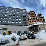 Olimpijska Kuca 202 *