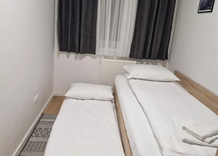 Olimpijska Kuca 202 亚霍里纳